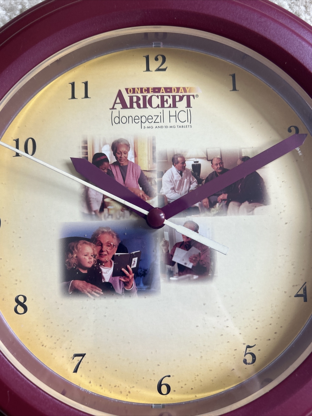 Vintage 2000’s Aricept Pharmaceutical Advertising Wall Clock Pfizer. Drug Rep