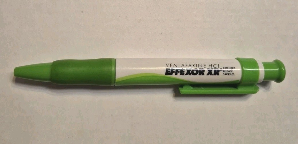 Effexor XR, Venlafaxine Hcl Drug Rep Pharmaceutical PEN Brilliant Green Chunky