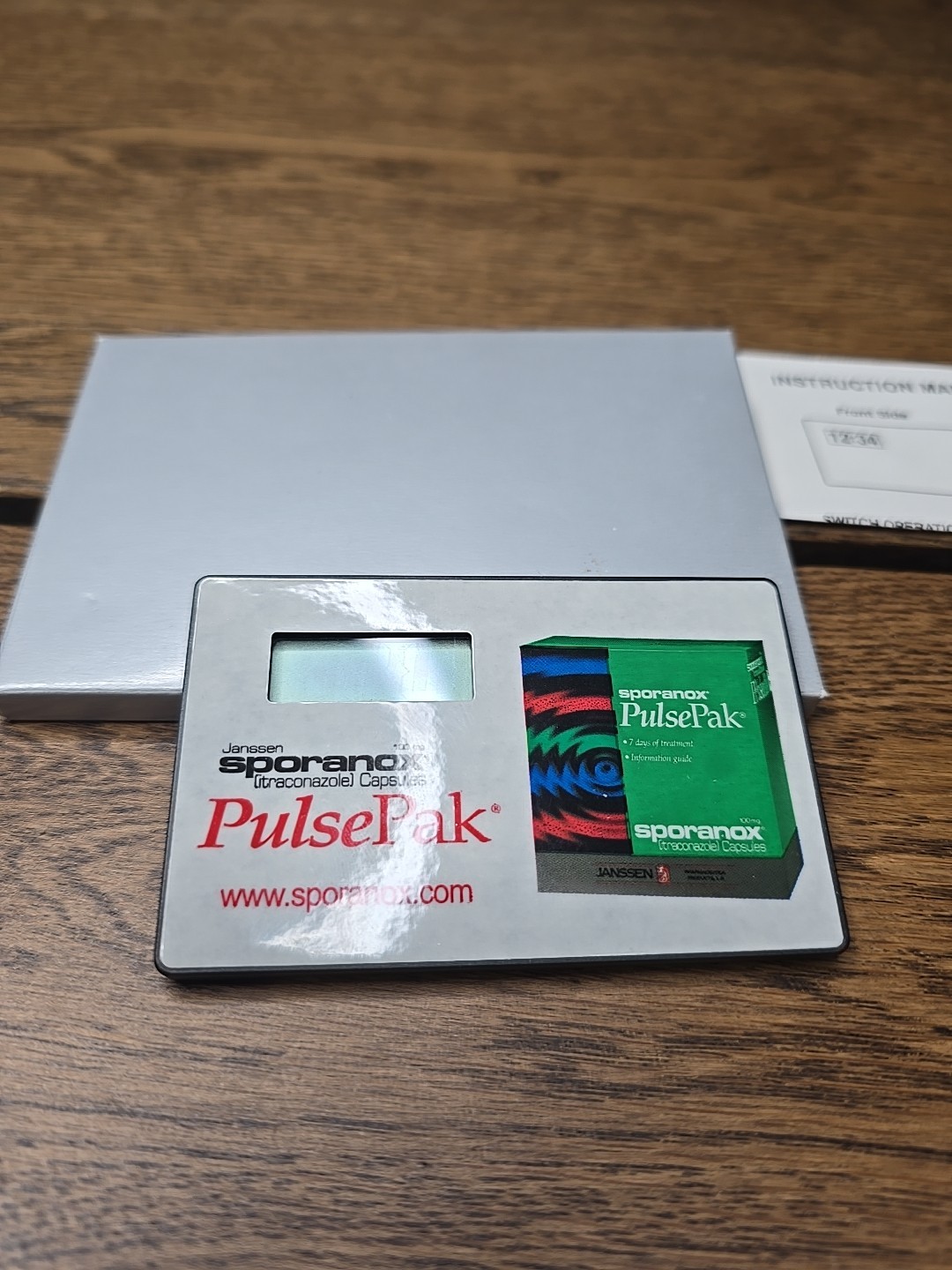 Sporanox Pharmaceutical Drug Advertising Promotional Card Clock NEEDS BATTERY
