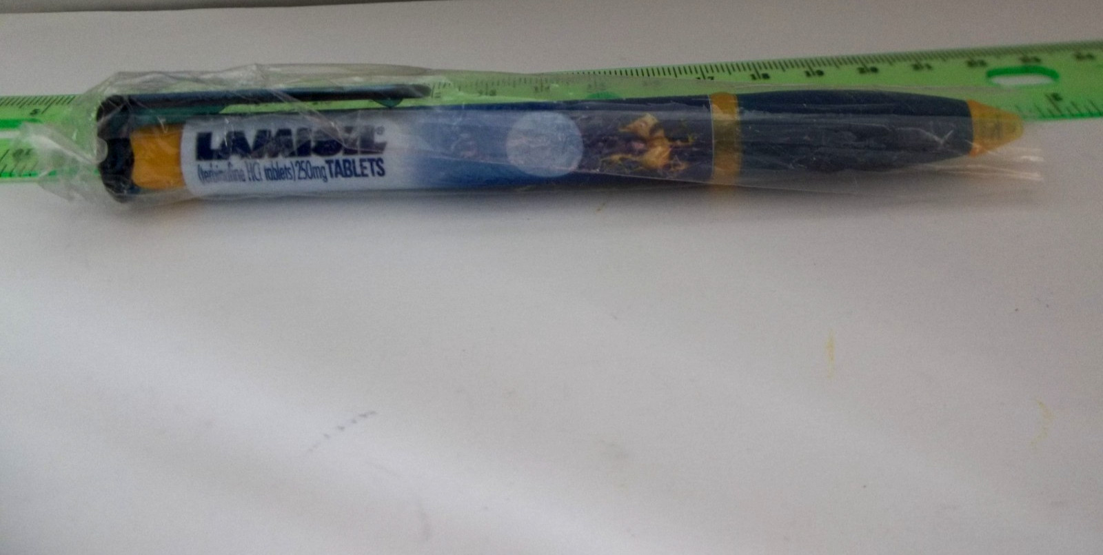 Promotional Pharma Pen NOS – Plastic Medium Weight – LAMISIL