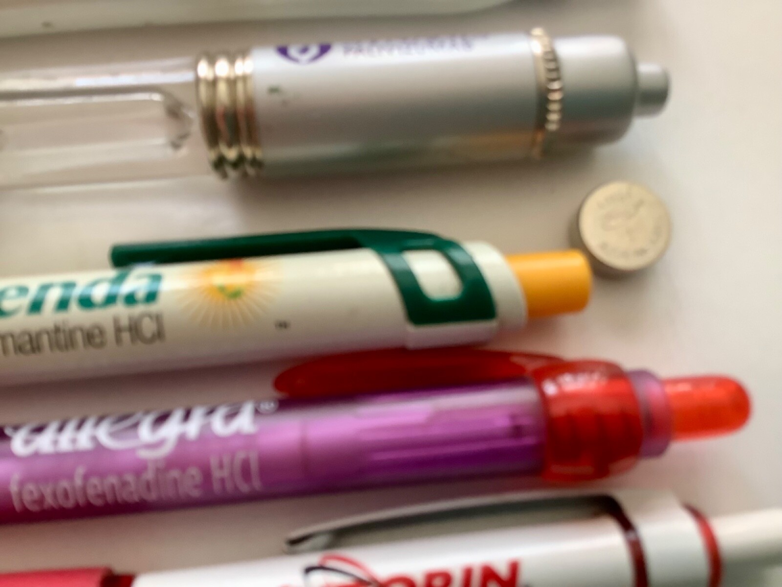 Lot of 12 Drug Rep Pharmaceutical Promo Advertising Pens, magnet & squeeze brain