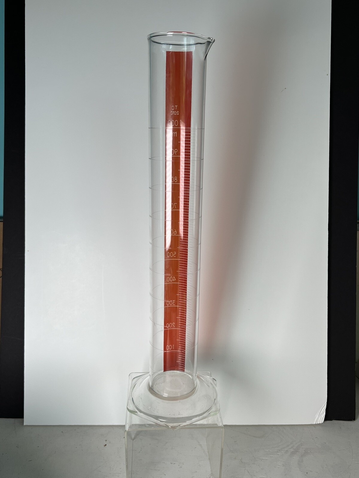 Vtg 1000 ML 20c Red Glass Scale Measurement Pyrex Chemistry Pharmacy Mint- NR