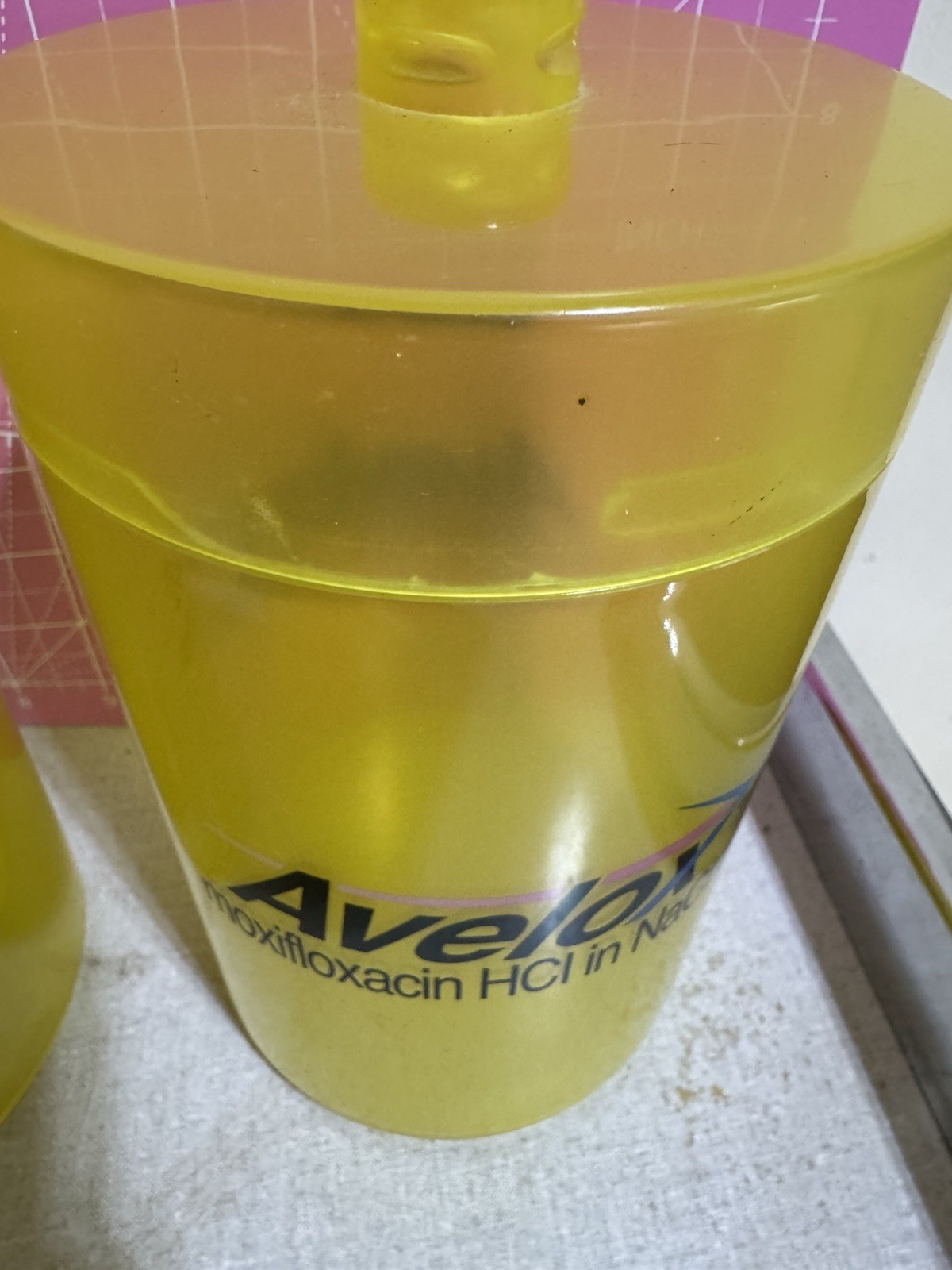 Pharmaceutical Avelox brand name 3 Canister Set antibiotic moxifloxacin