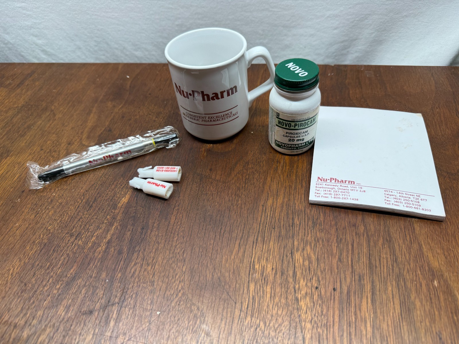 novopharma piroxicam nu-pharm vintage pharmacutical mug pen pills exp 02/1992