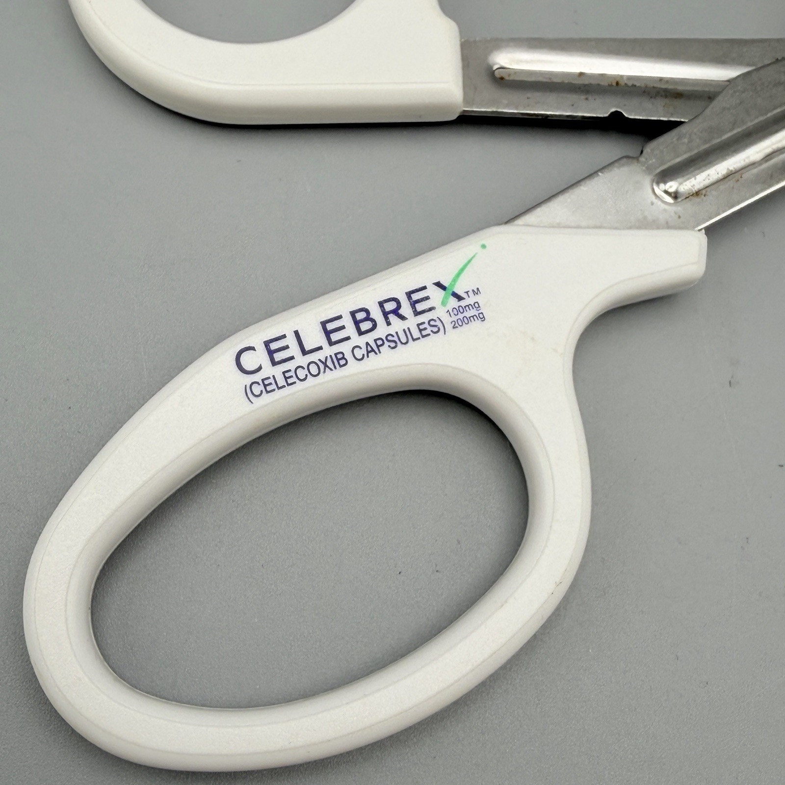 BANDAGE /IV Scissors Pharmaceutical advertising CELEBREX 7.25″ long Pharmacy