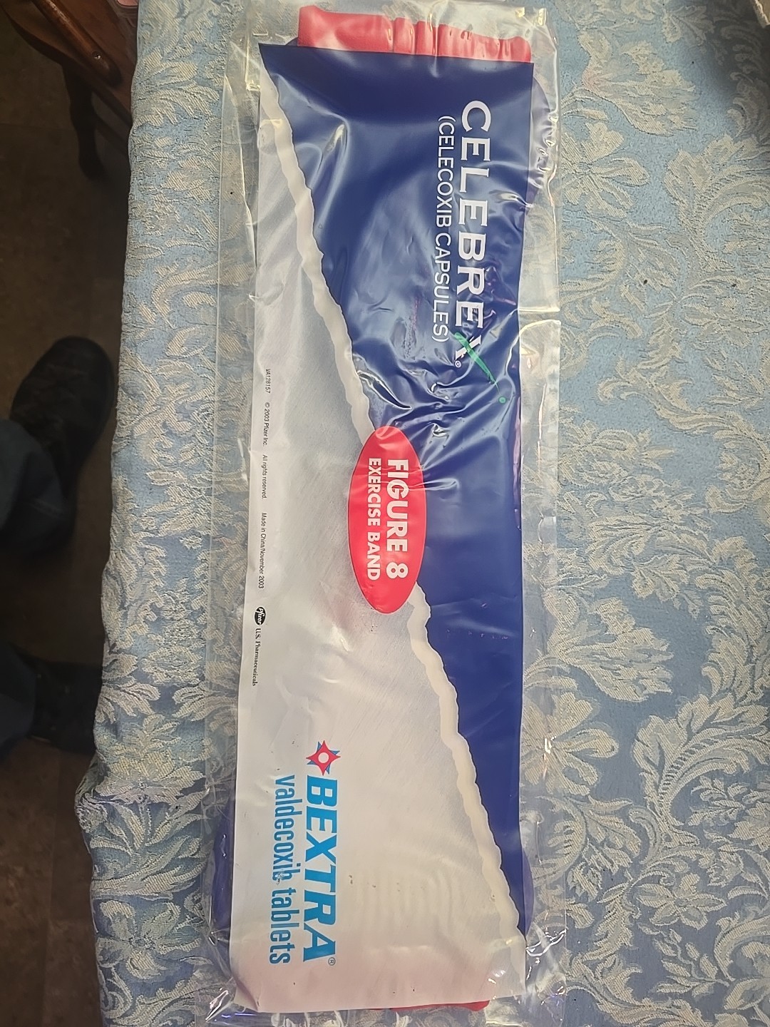 Pfizer Bextra Celebrex Figure 8 Exercise Band Drug Rep Pharmaceutical Promo 2003