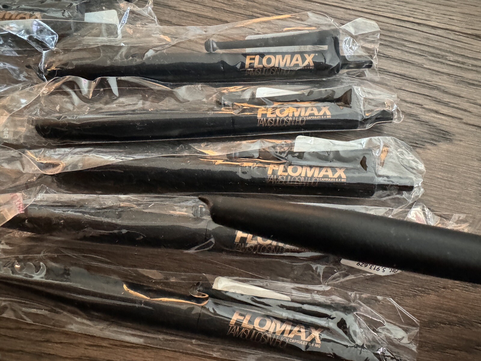 16 New Drug Rep Pen 🖊️ Flomax plastic, Black Pharmaceutical. Collectible 👀