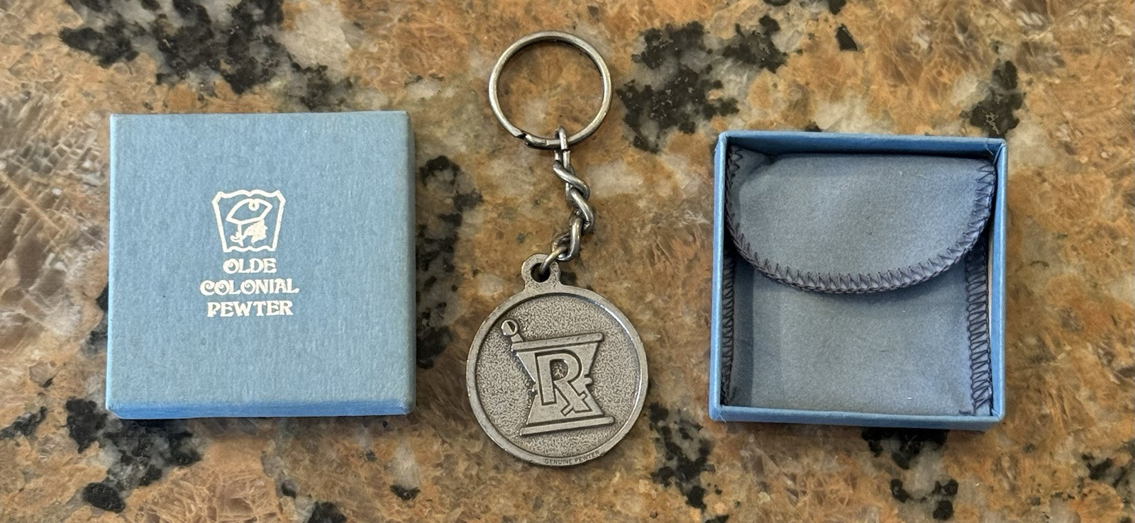 Olde Colonial Pewter Mortal And Pestal Keychain NOS