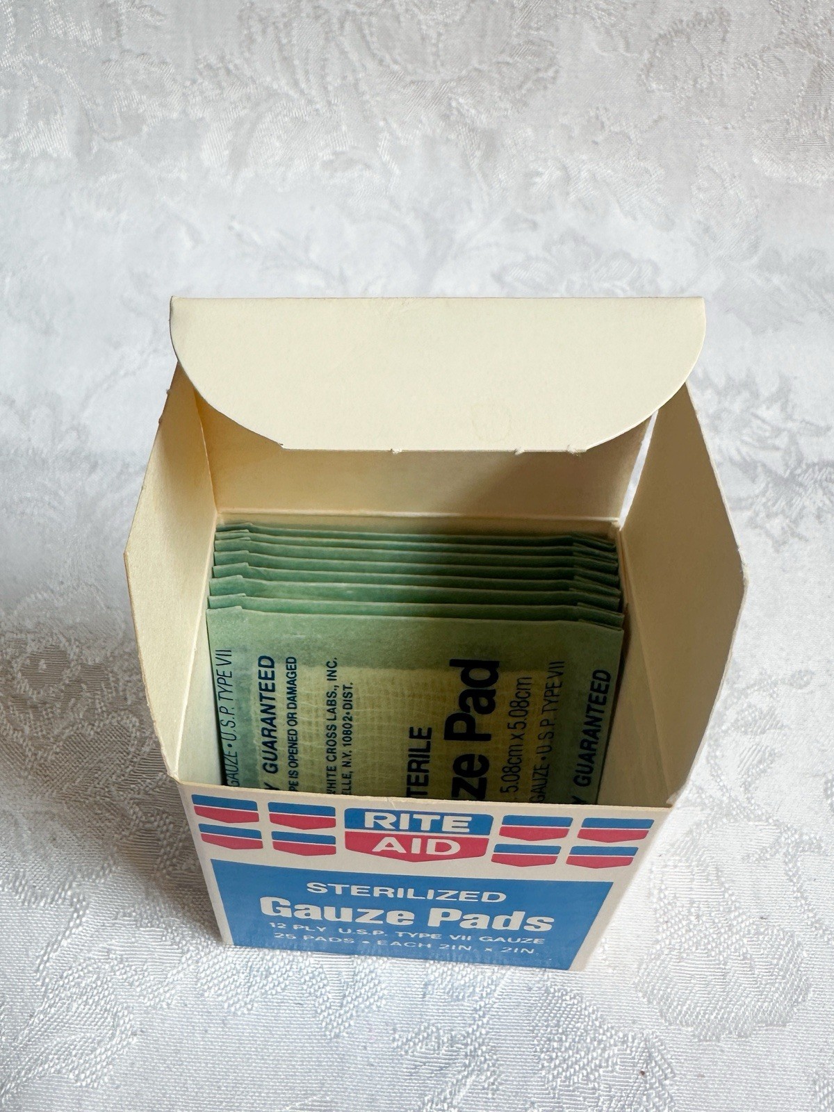 Lot Of Vintage First Aid Apothecary Vicks VapoRub Liquid Bandage Gauze Cream