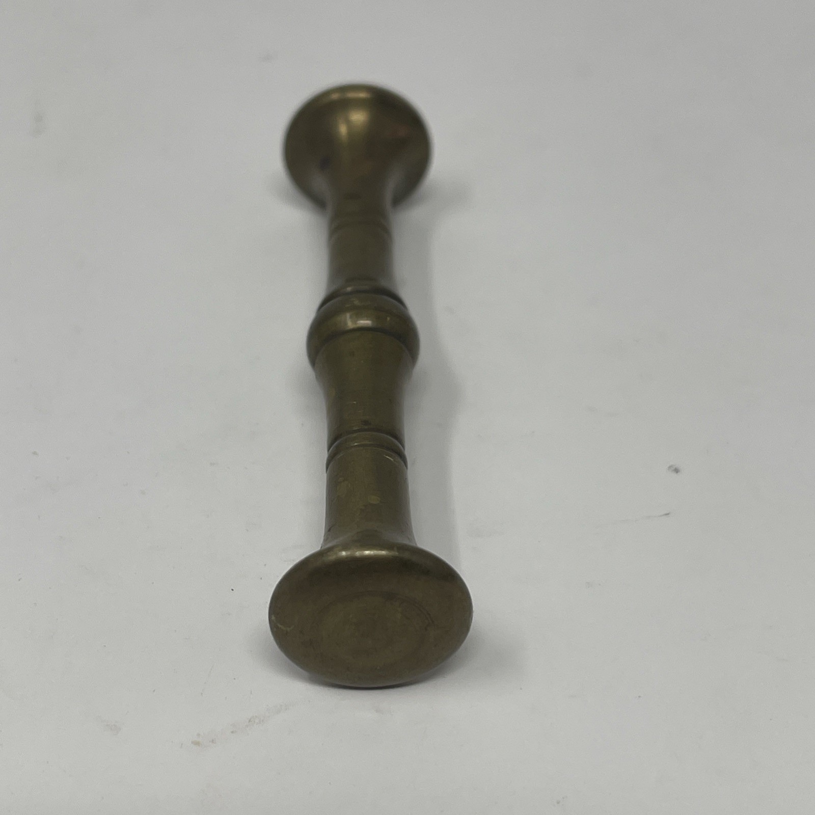 VTG SMALL BRASS MORTAR AND PESTLE WITH HANDLES