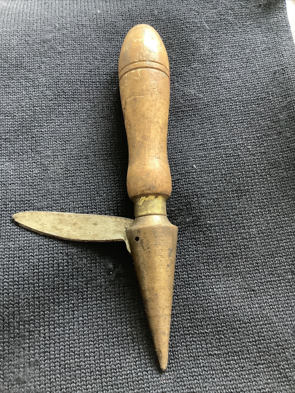 Vintage Apothecary Pharmaceutical Sharpening Tool Knife Brass Cone 7.5”
