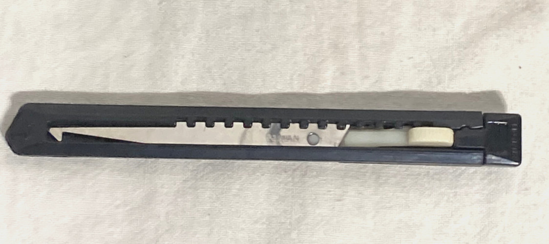 Vntg Ceftin Advertising Pharmaceutical Plastic handle Metal Cotton remover Hook