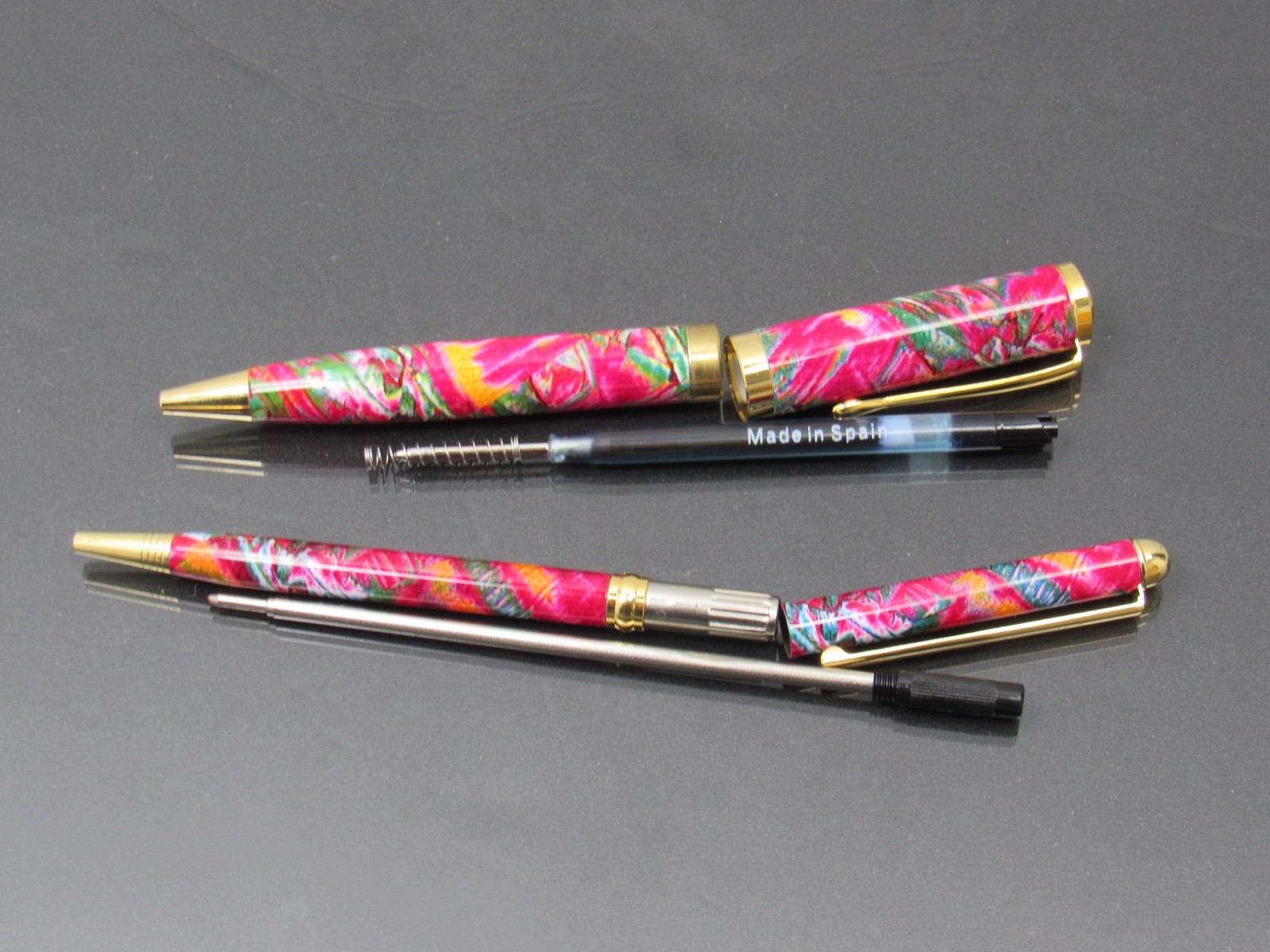 Unique Colorful Norvasc Metal PENS Drug Rep Pharmaceutical Advertising Lot of 2