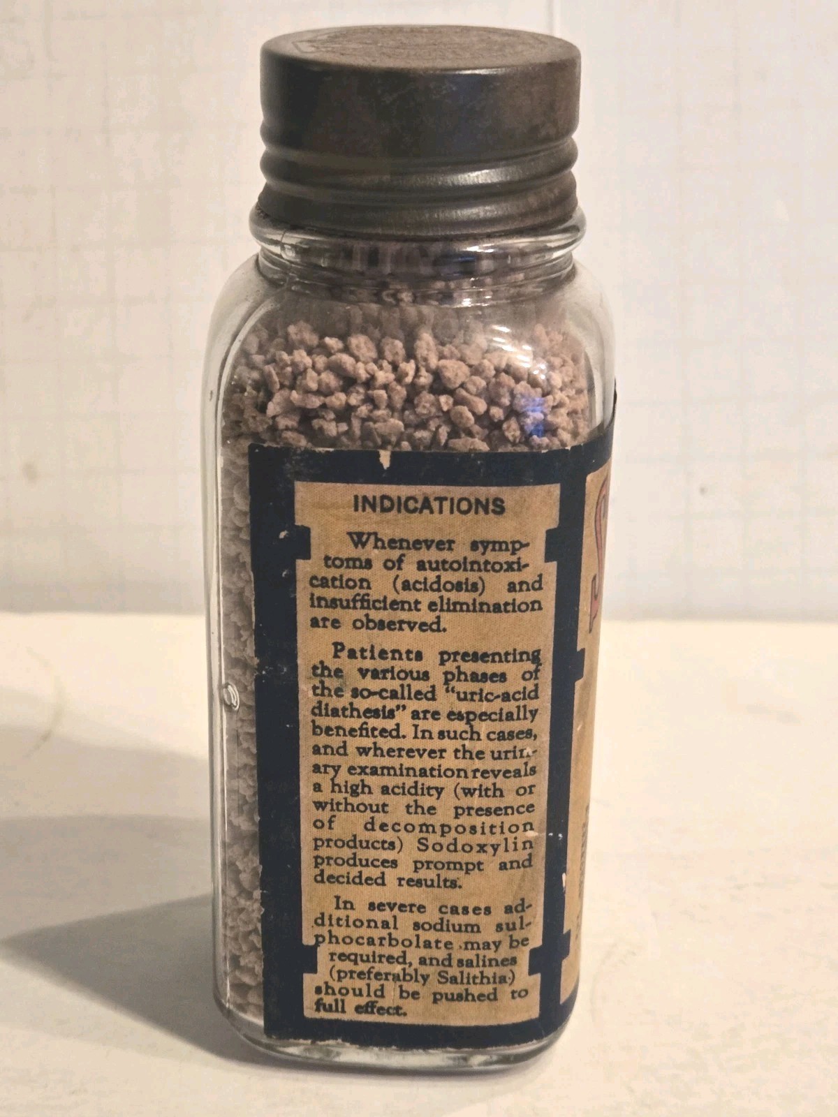 Scarce Vintage Abbott Laboratories Glass Medicine Bottle w/ Label Sodoxylin