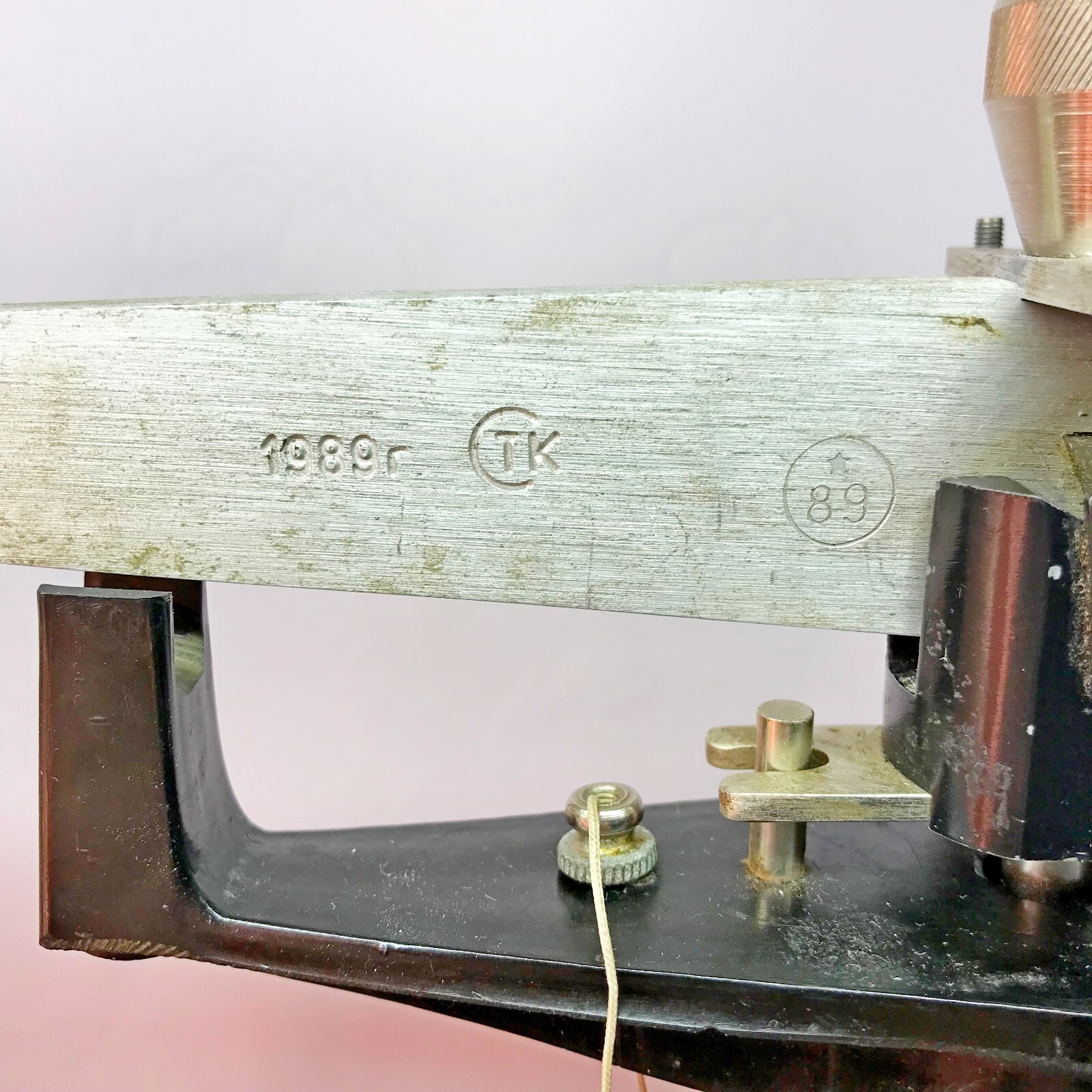 vintage pharmacy scales Kofardzhiev – Laboratory scales