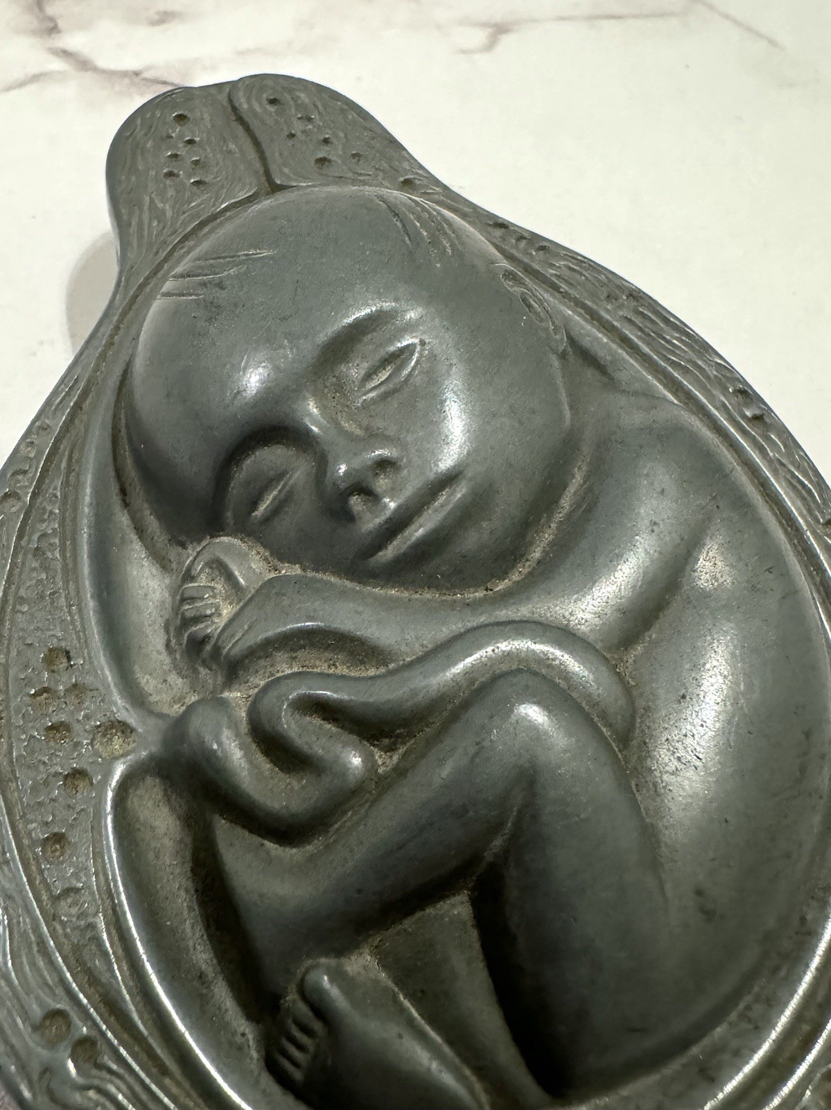 VINTAGE MEDICAL PHARMACEUTICAL PARKE-DAVIS FETAL PEWTER PAPERWEIGHT CA. 1950’s