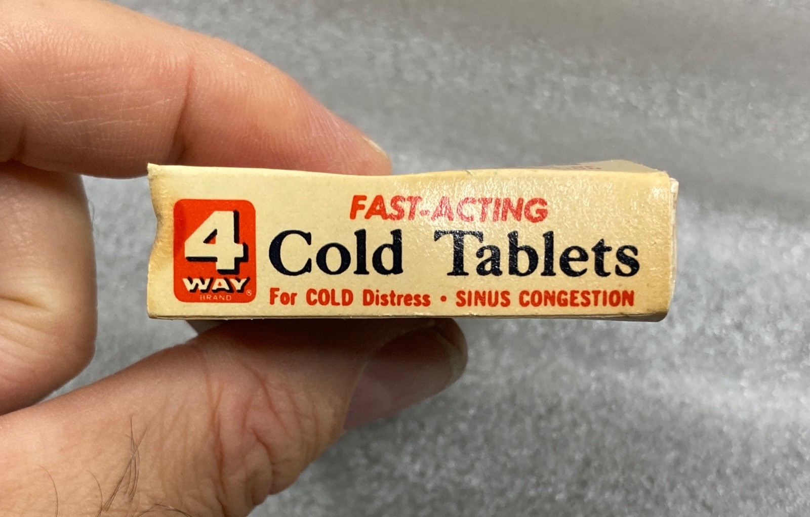 Vintage 1960s 1970s 4-Way Decongestant Cold Tablets Box Bristol Myers – Unused