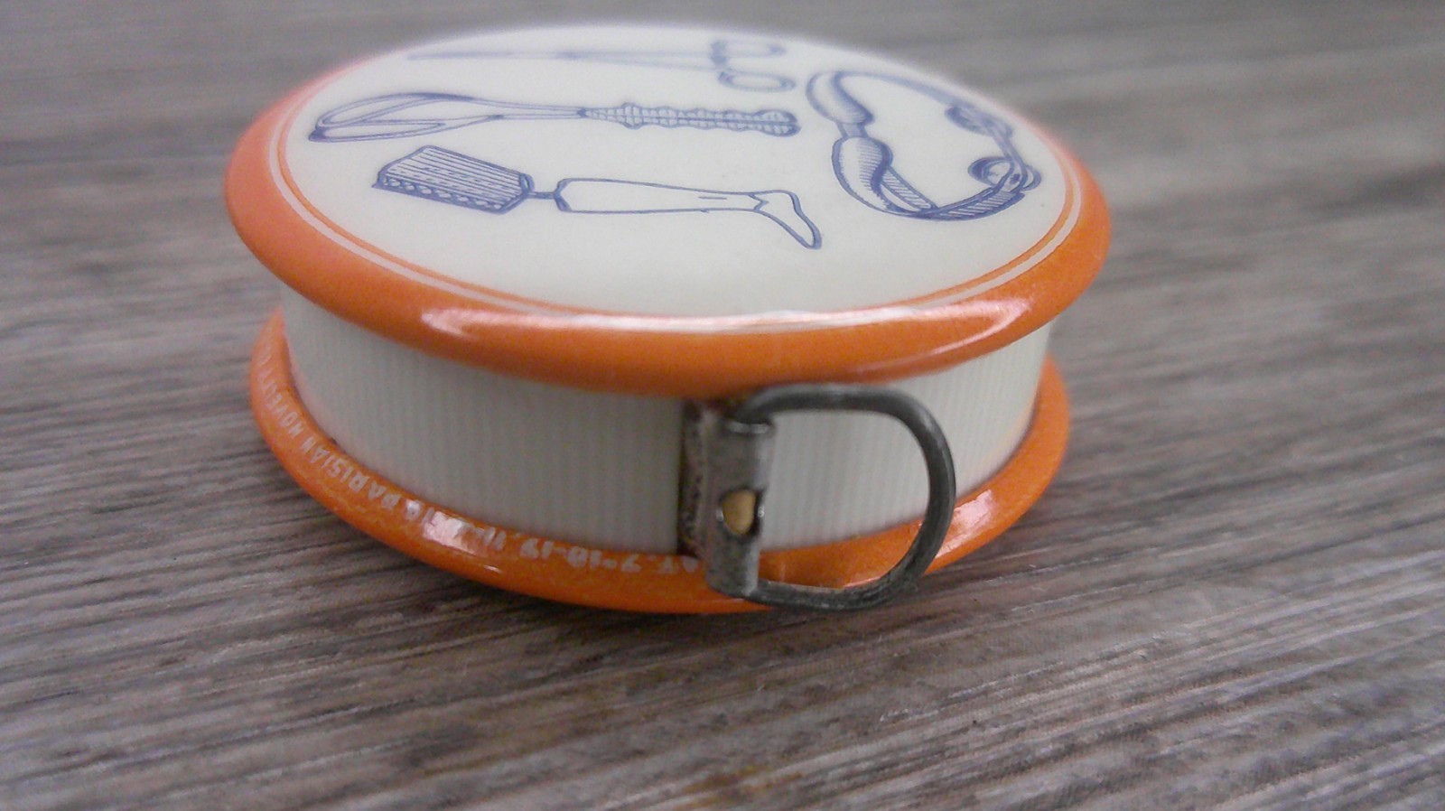 vtg. advertising celluloid tape measure Illinois Surgical supply prosthetics