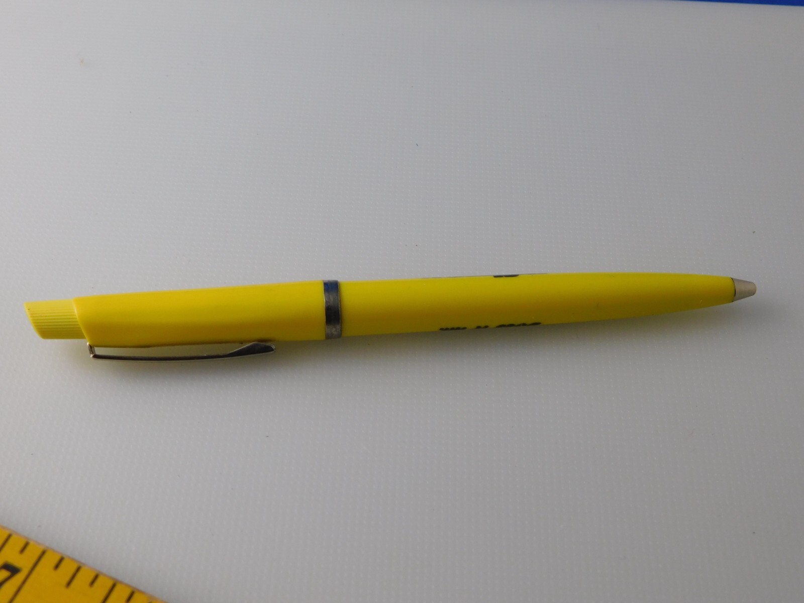 PFIZER PEN ADVERTISING MECADOX DOES IT ALL MEDICINE PHARMACUTICAL COMPANY