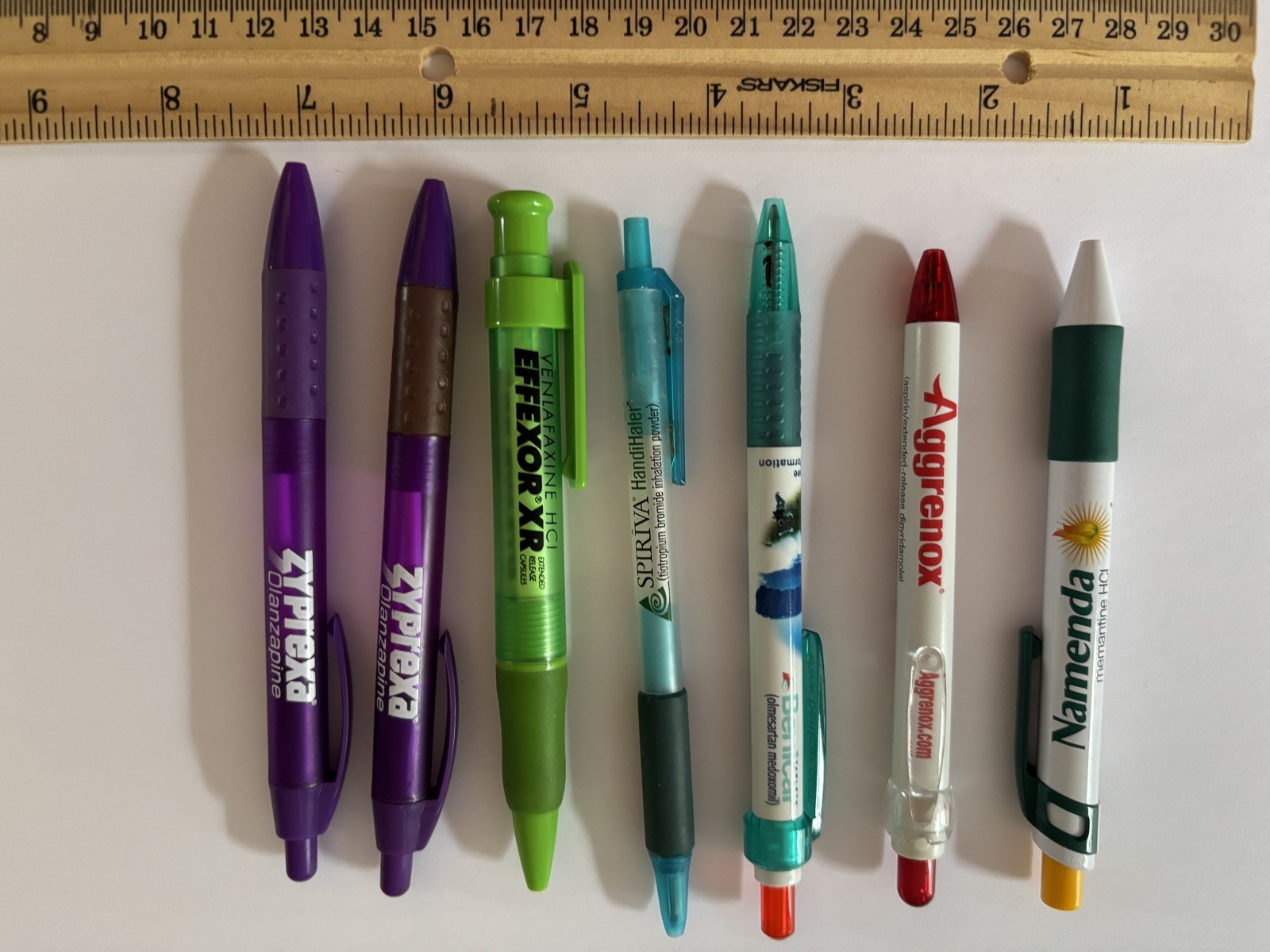 7 vintage Pharma Drug Rep Pens Zyprexa, Effexor, Spiriva, Benicar, Namenda, Agg