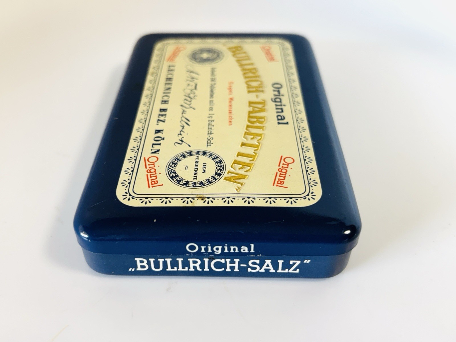 Antique Berlin German Pastilles De Bullrich medical tin box Victorian picture