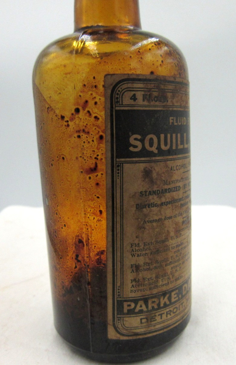1920’s Parke, Davis & CO SQUILL Detroit Mich 4 3/4 ” Amber Medicine bottle