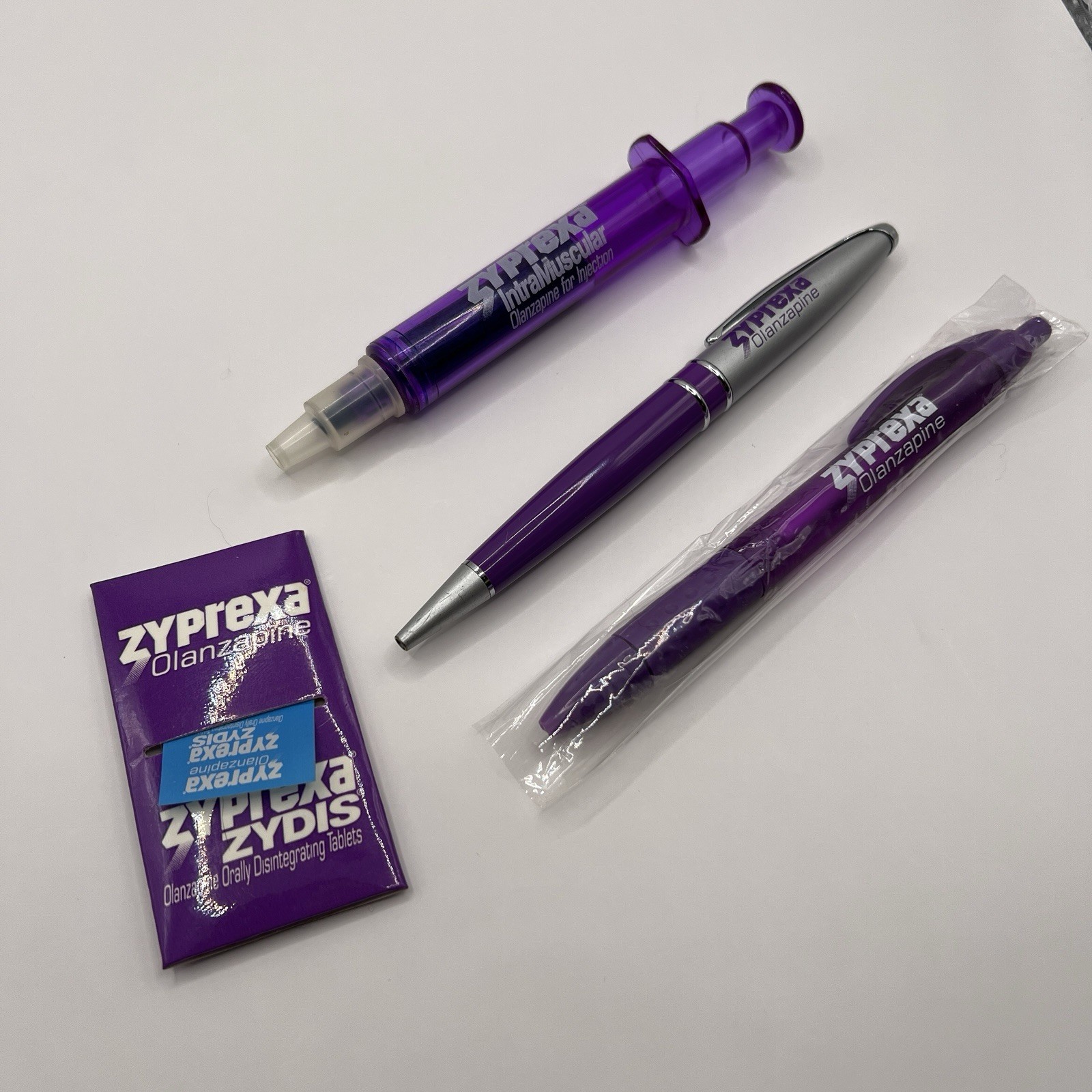 VTG Zyprexa Olanzapine Pharmaceutical Drug Rep Pens Syringe Marker Post It Flags