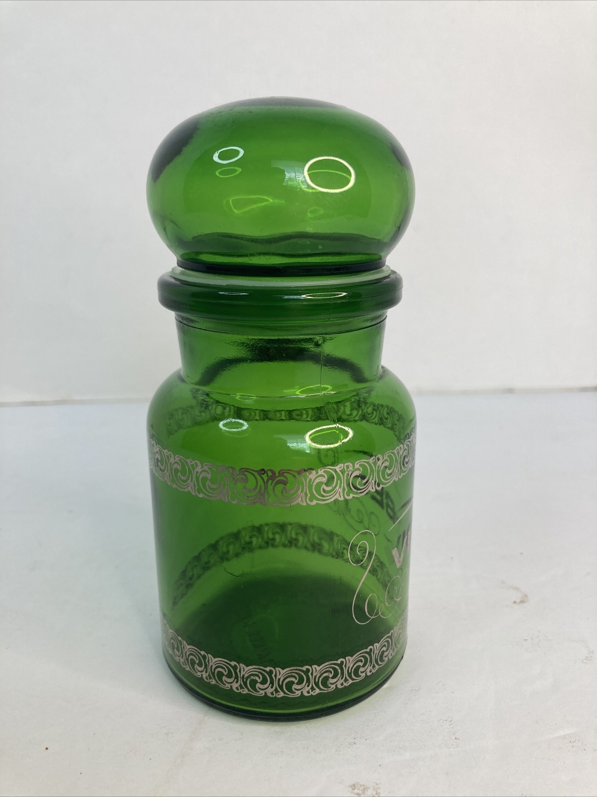 Vintage Green Glass Apothecary Jar Bottle Bubble Lid Belgium 5.5″ Vio-Bec GOLD