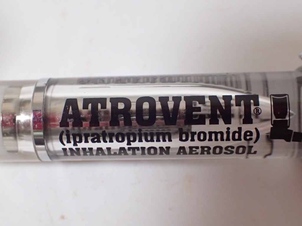 (18) High-End Pharmaceutical & More Advertising Pens Plastic & Metal Some Lights
