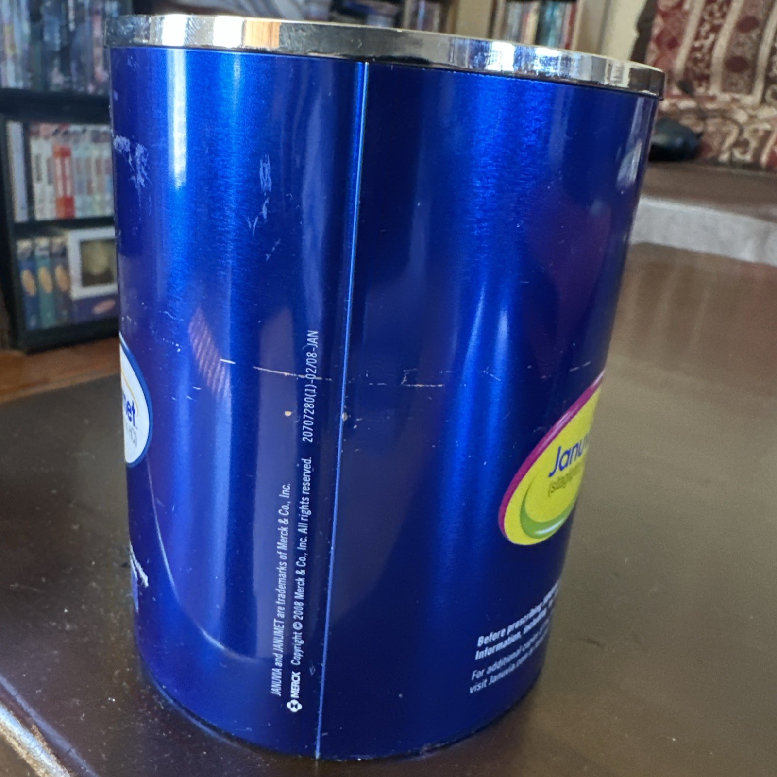 Januvia/Janumet collectible container with lid