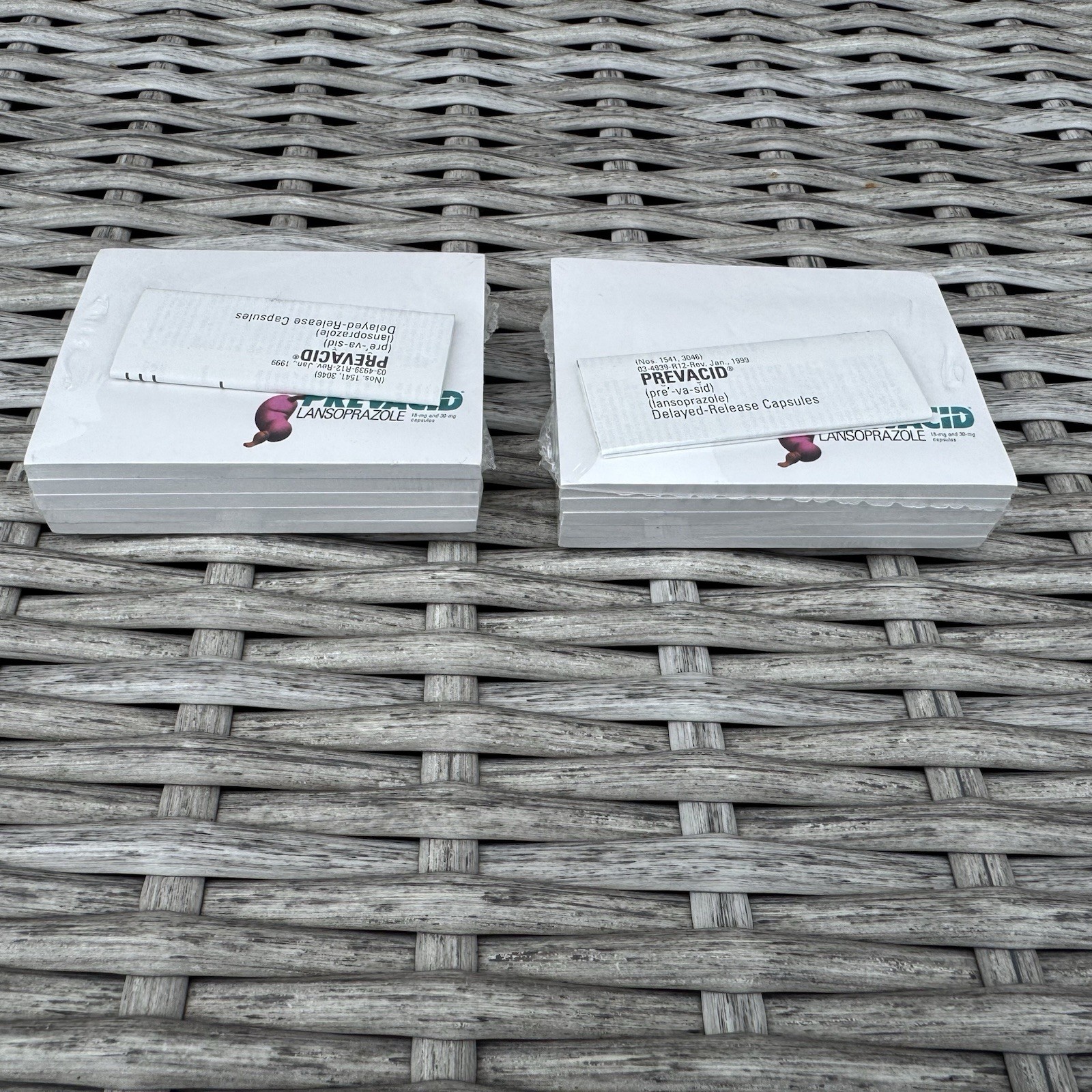 Prevacid Post-it Notes Sealed Lot of 2 -5 Pack Merck Stomach + Literature Insert