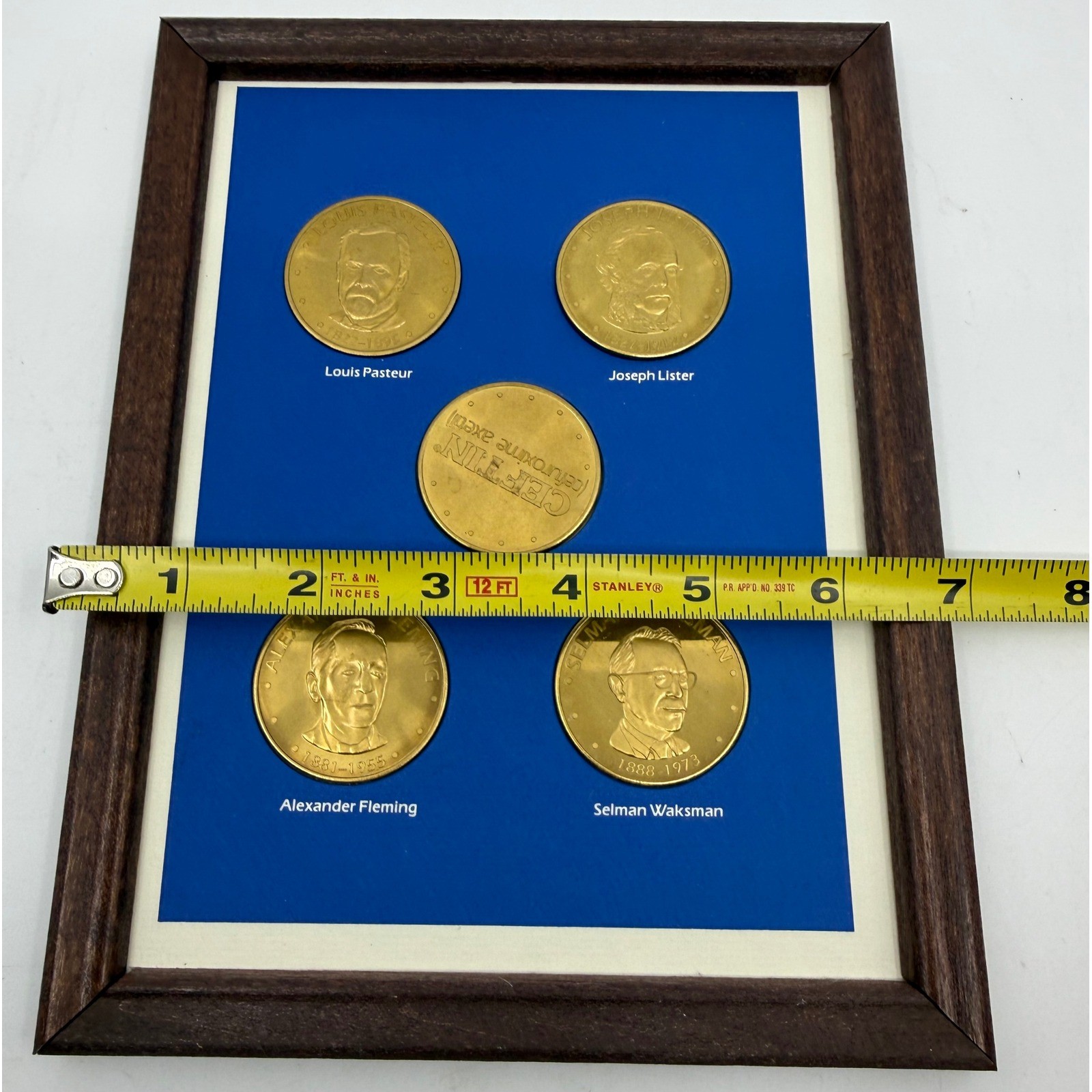 Vintage Ceftin Pharmaceutical Medals Framed Famous Scientists Medical History