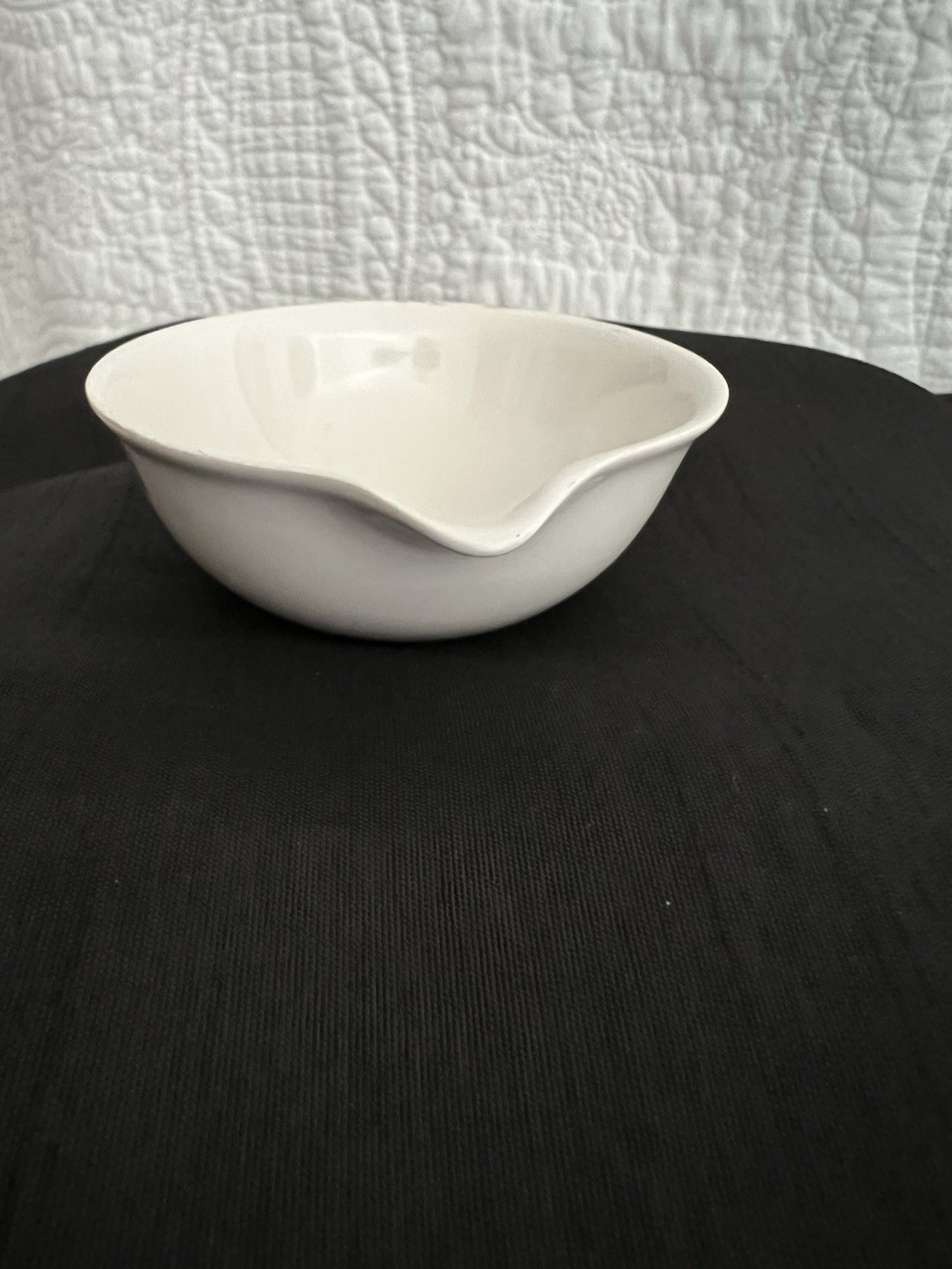 Vintage Coors USA Apothecary Porcelain Evaporating Lab Dish Spout Bowl 03 3 Inch