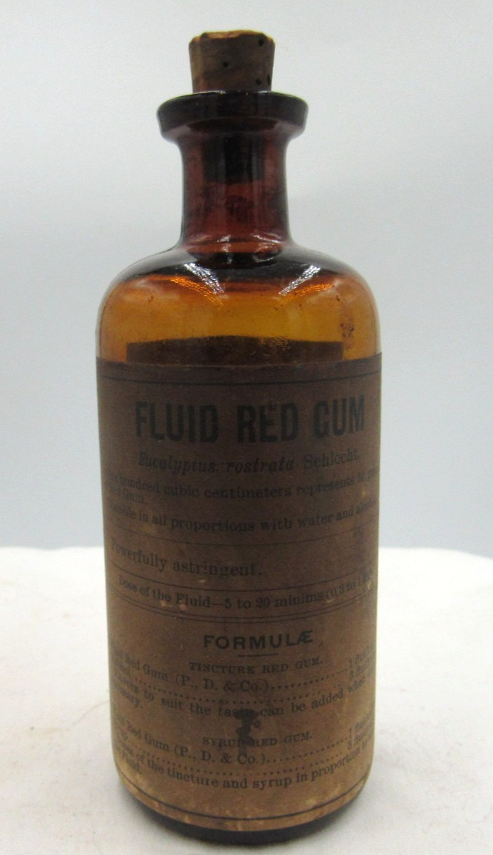 BW – 1890’s Parke, Davis & CO Fluid Red Gum Detroit Mich 4 5/8 ” Medicine bottle