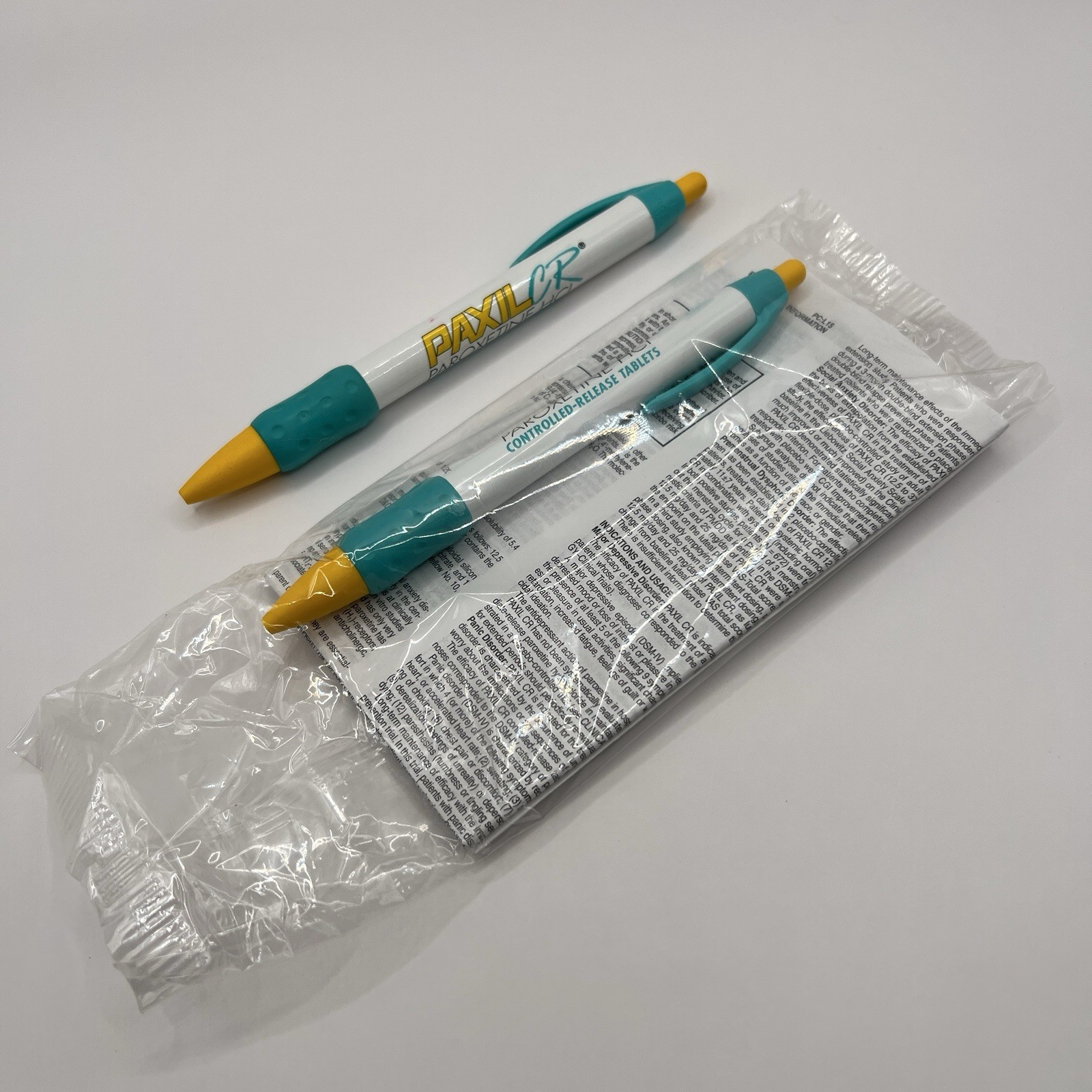 2 VTG PAXIL CR Pharmaceutical Drug Rep Pen Advertising Collectibles One NIP