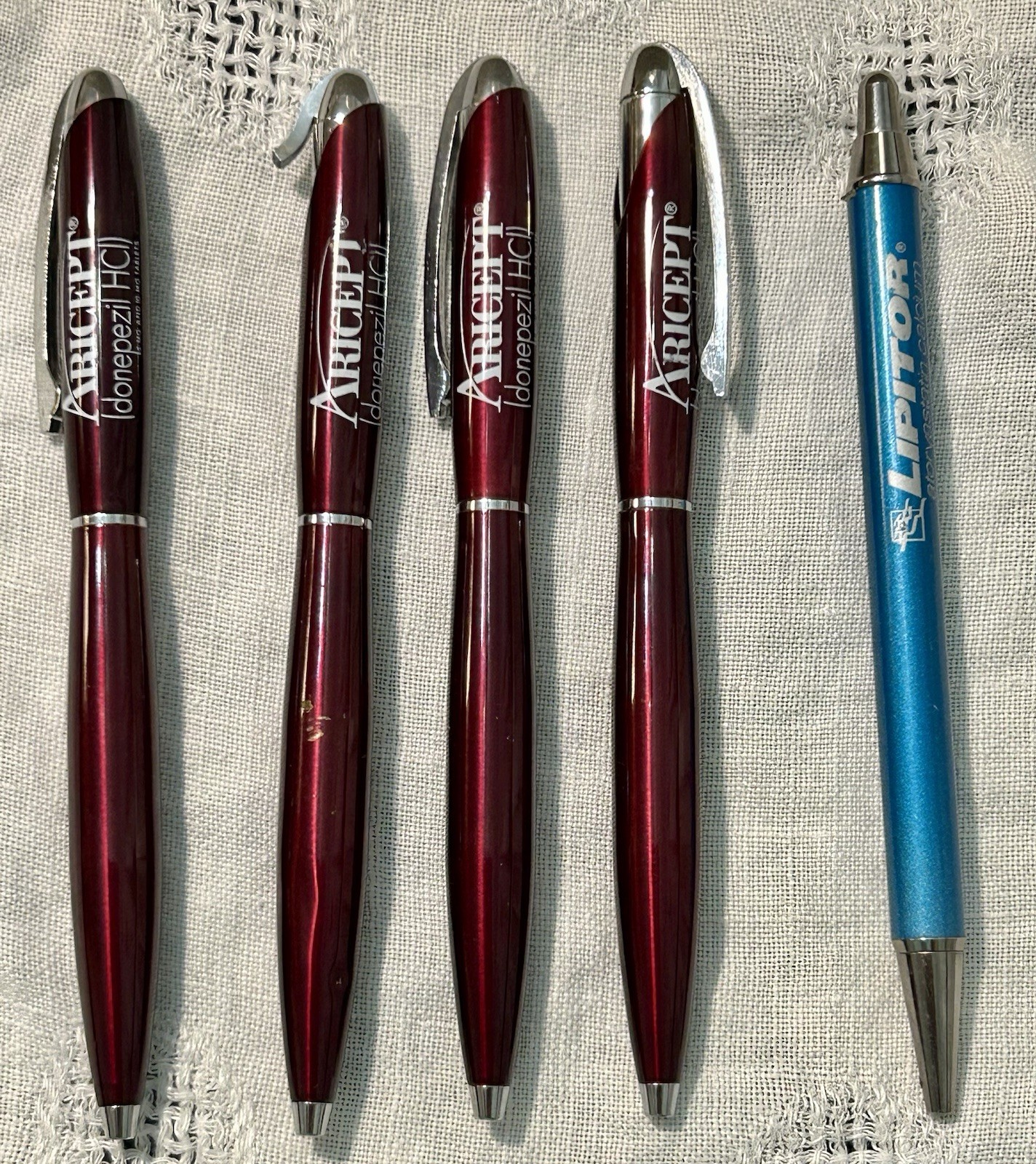 5 Drug Rep Pens 4 Rare Aricept Heavy Metal Drug Rep Pens, 1 Lipitor Pen Promo