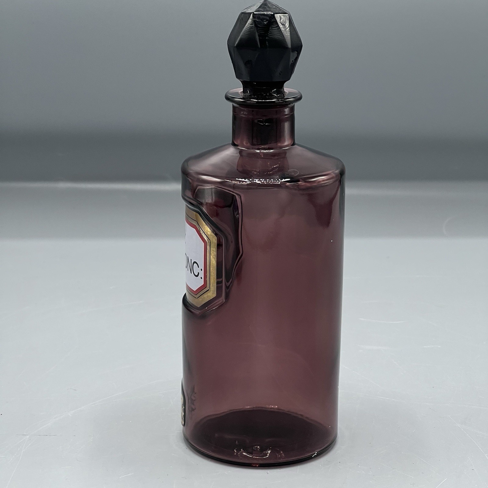 Antique Amethyst Glass Apothecary Bottle Royal Pharma Society Bismuth 7″