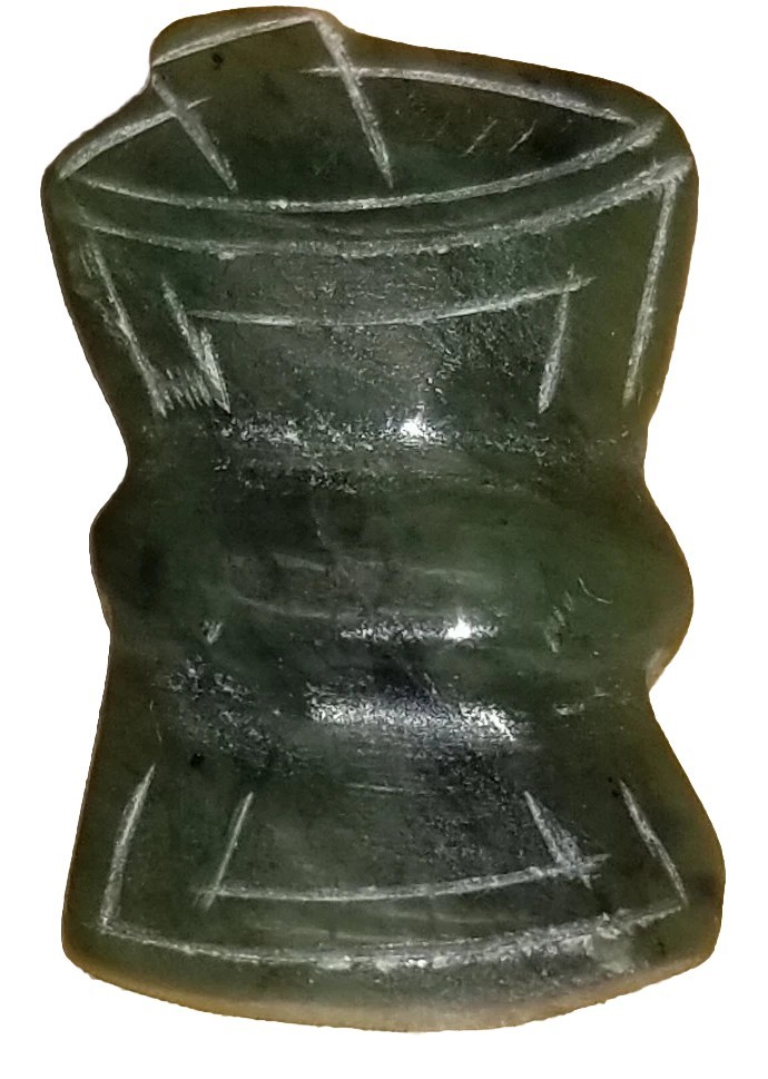 Green Jade Pin Pharmacists Pharmacy Mortar / Pestle Lapel Hat Tie Pin Vintage