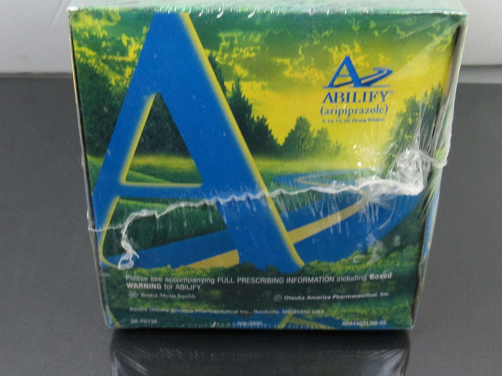 Abilify Lot PENS & Sealed Tissue Box Drug Rep Pharmaceutical Promo Advertising