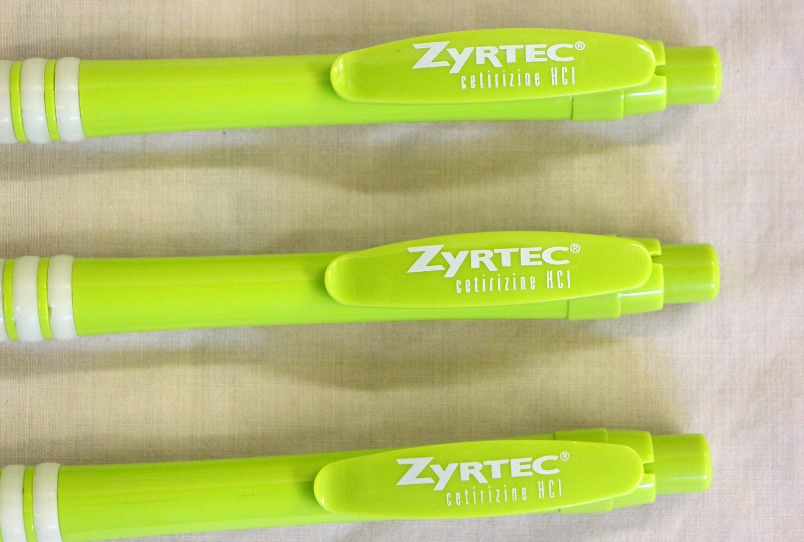 3 Pharmaceutical Zyrtec Pens Wide Body Plastic Drug Rep New