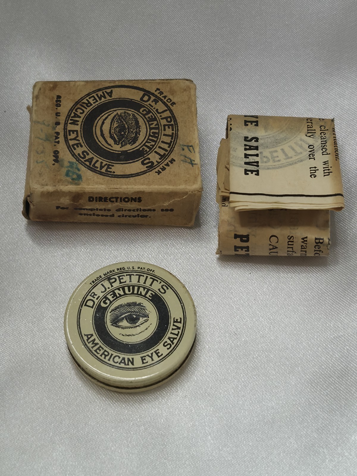 Vintage Dr. Pettit’s American Eye Salve w/ Original Box & Inserts 1946