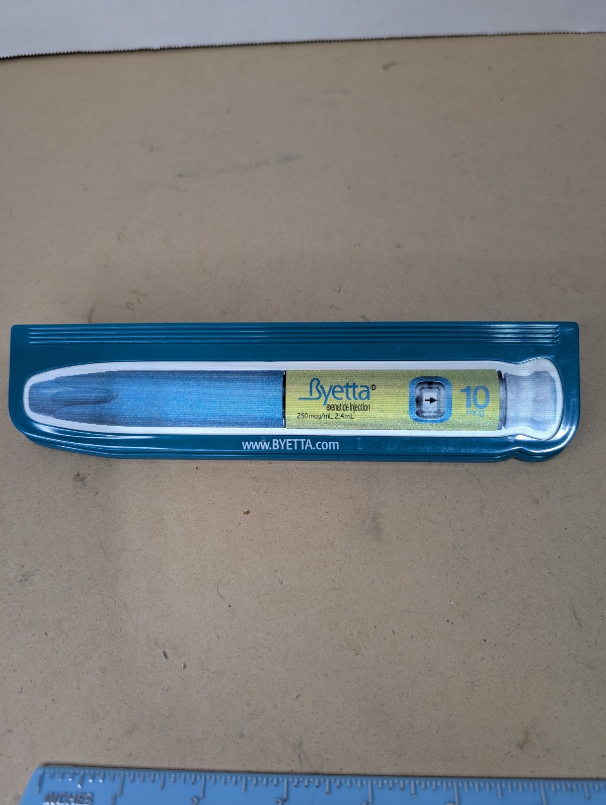 Byetta Drug Rep holographic Magnet clip pharmaceutical collector memorabilia