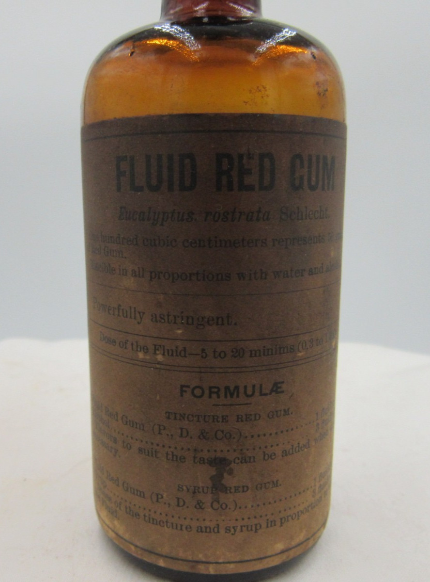BW – 1890’s Parke, Davis & CO Fluid Red Gum Detroit Mich 4 5/8 ” Medicine bottle