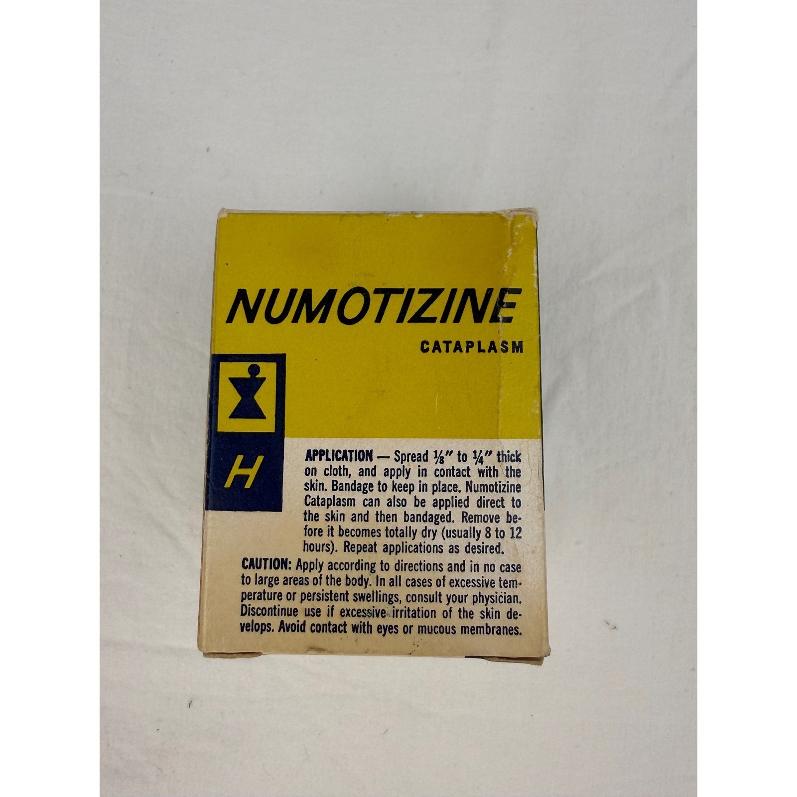 Vintage Numotizine Cataplasm Medicated Poultice 4oz Jar Hobart Laboratories Box