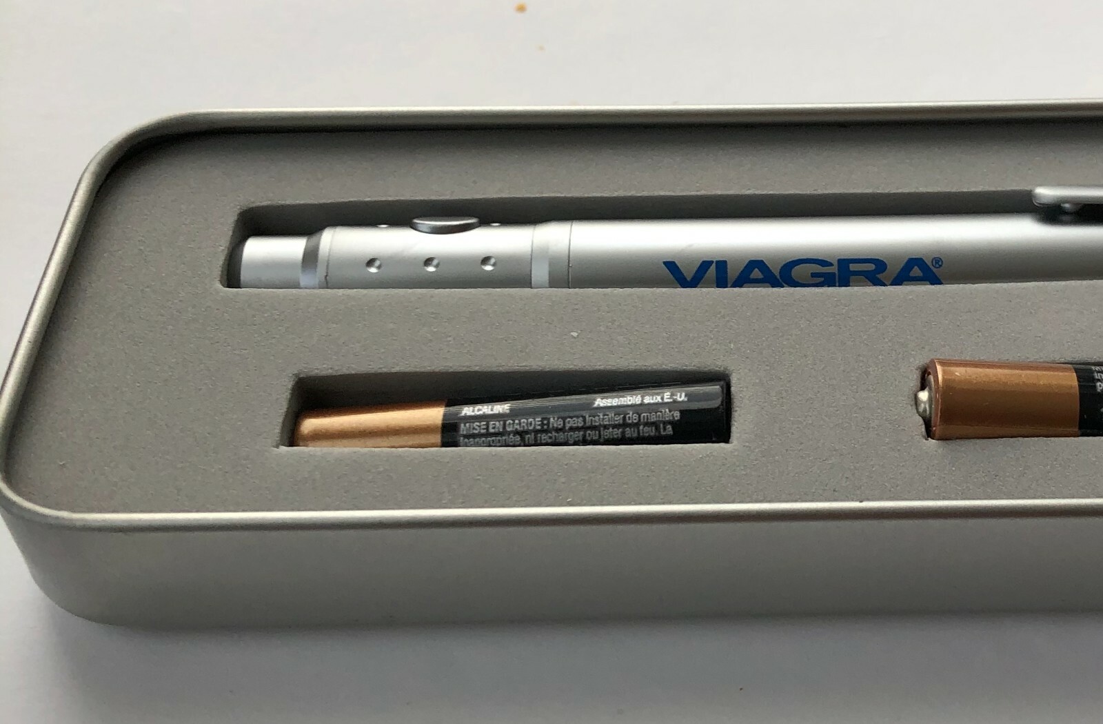 VIAGRA HEAVY METAL POINTER, LIGHTS UP IN RED, IN METAL BOX, MAKES A GREAT GIFT