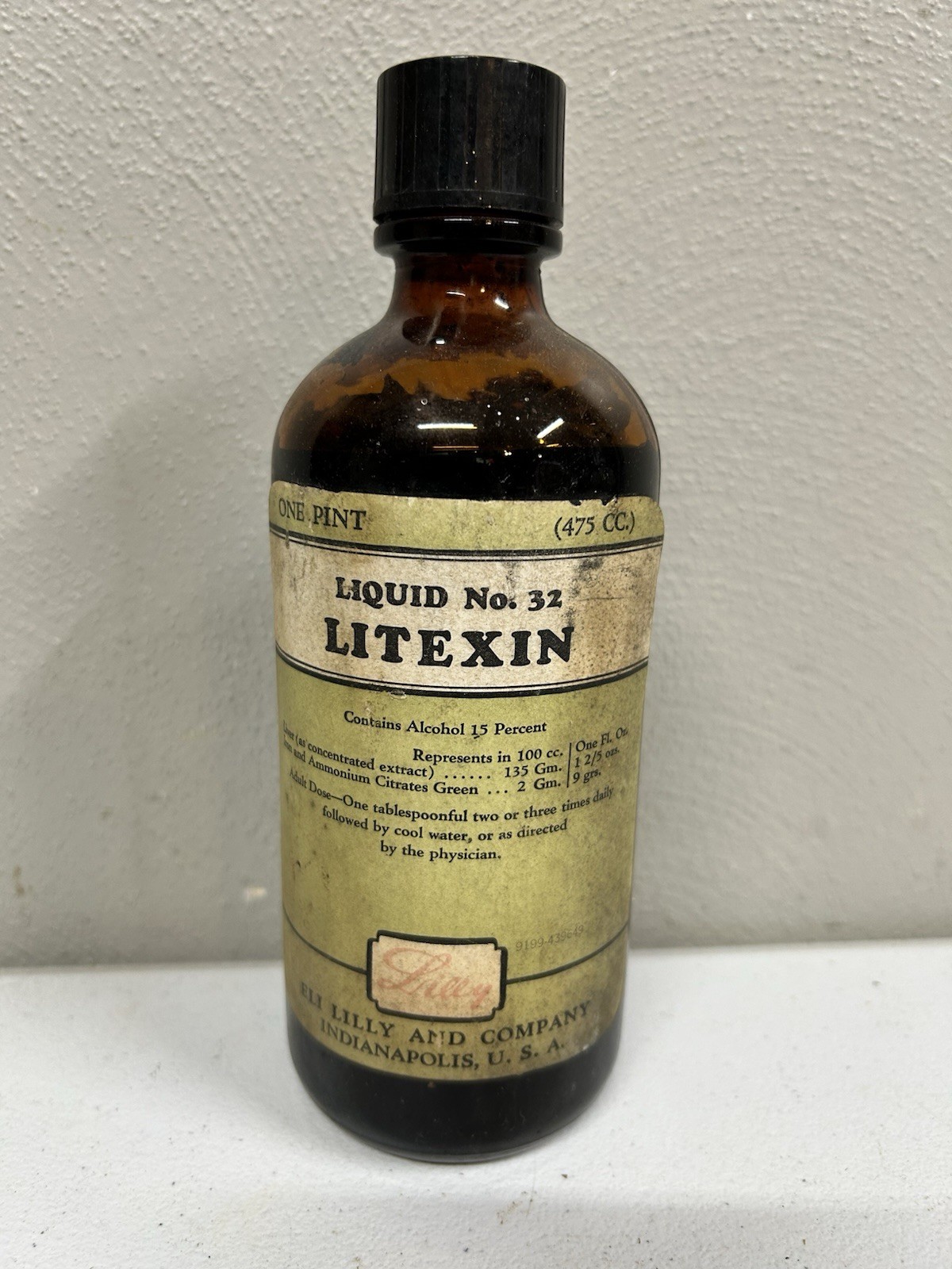 Vintage Eli Lilly Litexin Number 32 Bottle Rare Pharmaceutical Some contents
