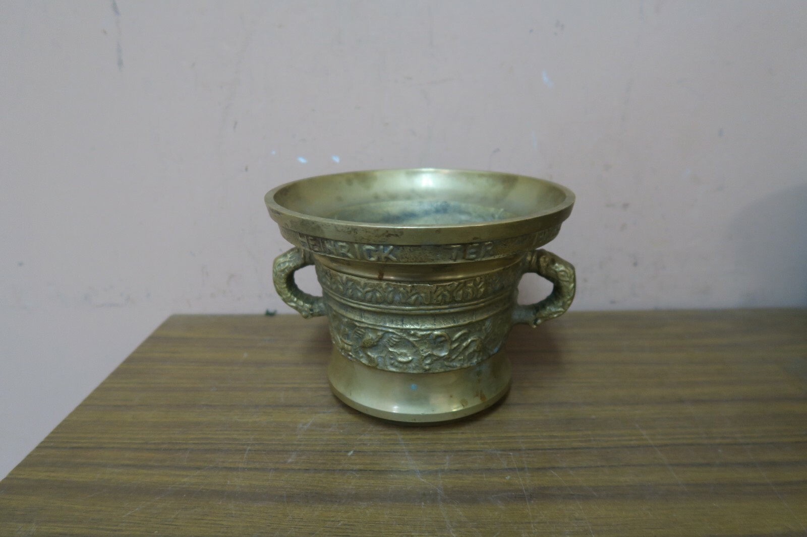 Vintage Heavy 7″ Bronze Mortar & Pestle Reproduction of Heinrick ter Herst 1607