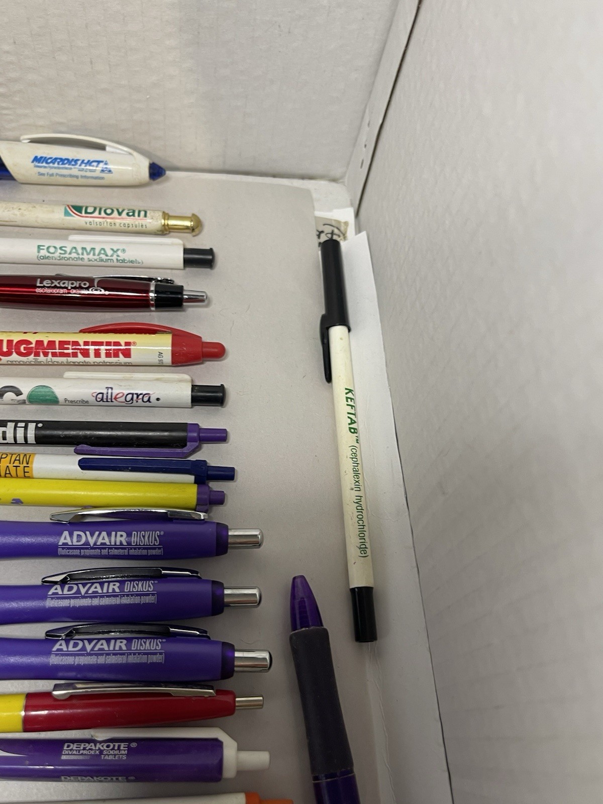 Vintage Pharmaceutical Drug Rep Advertising Pen Lot 50+ Pens & Pencils