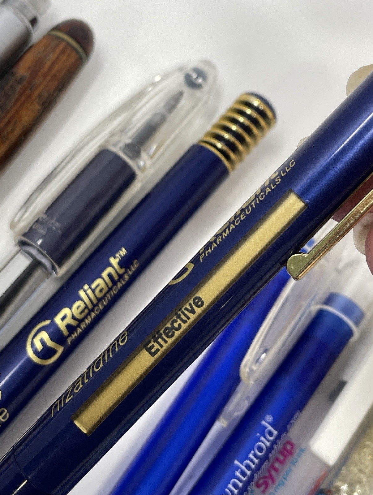 Lot of 18 Pharma Pharmaceutical Logo Ink Pens Duragesic Xopenex Axid Claritin