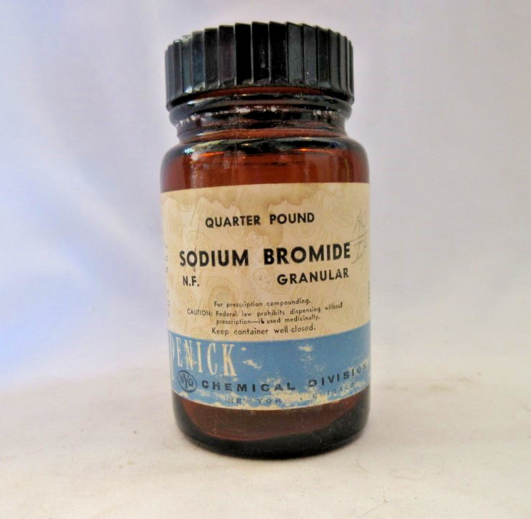 Vintage Sodium Bromide Apothecary Bottle Winthrop Chemical Pharmacy